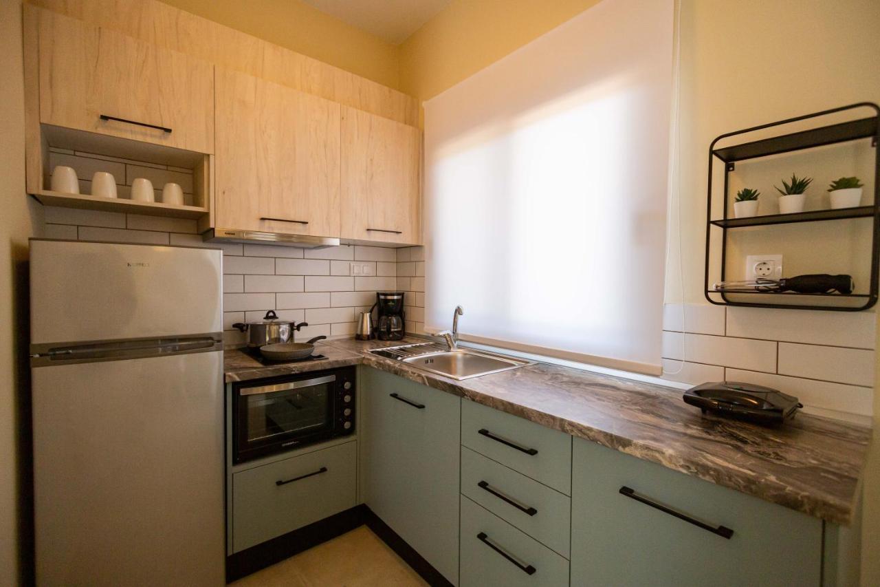 ניאה מודאניה Varkes Suites 2 מראה חיצוני תמונה